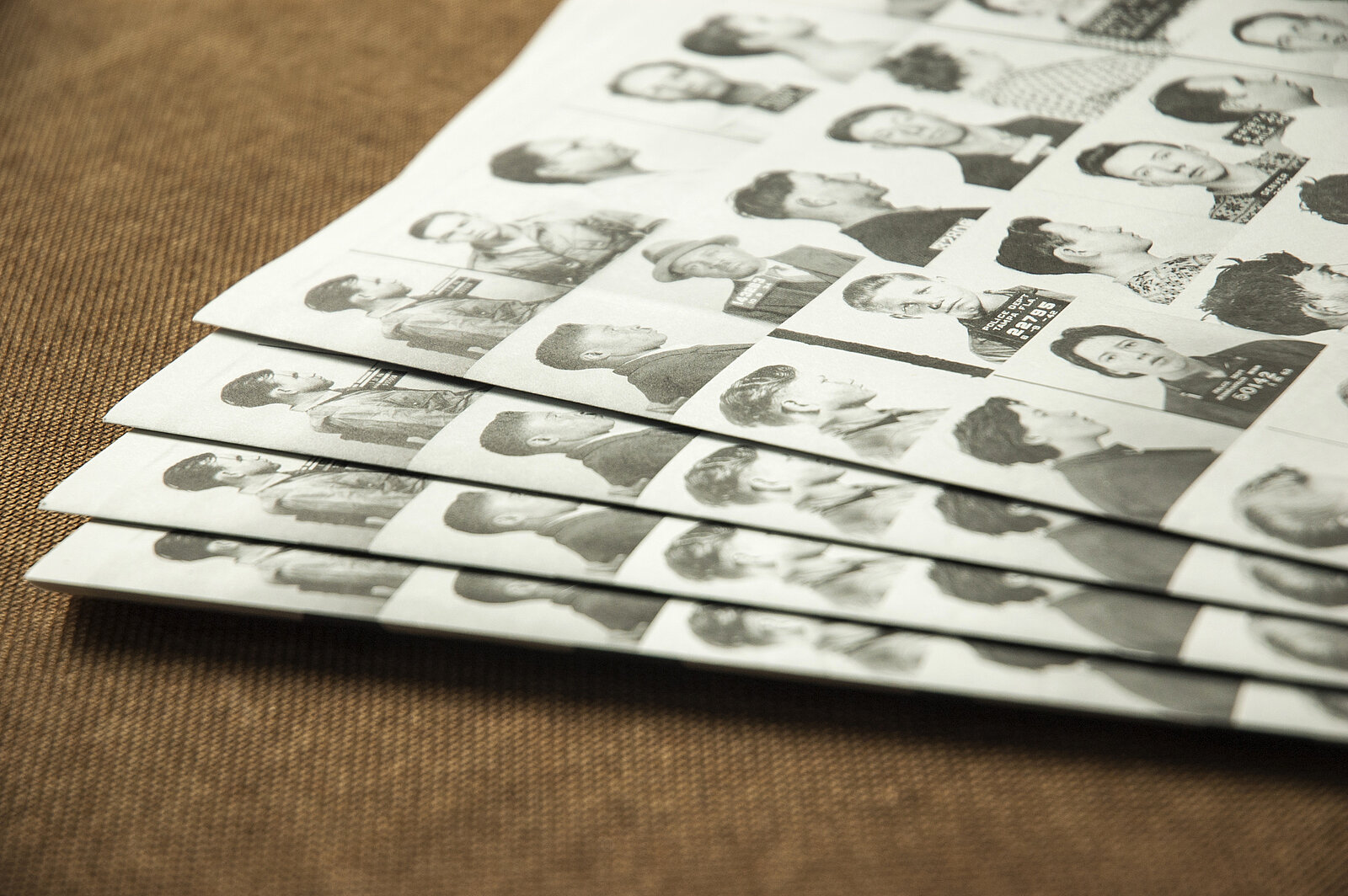 Collage mit Mugshots als Titel für ein modernes Grafikdesign